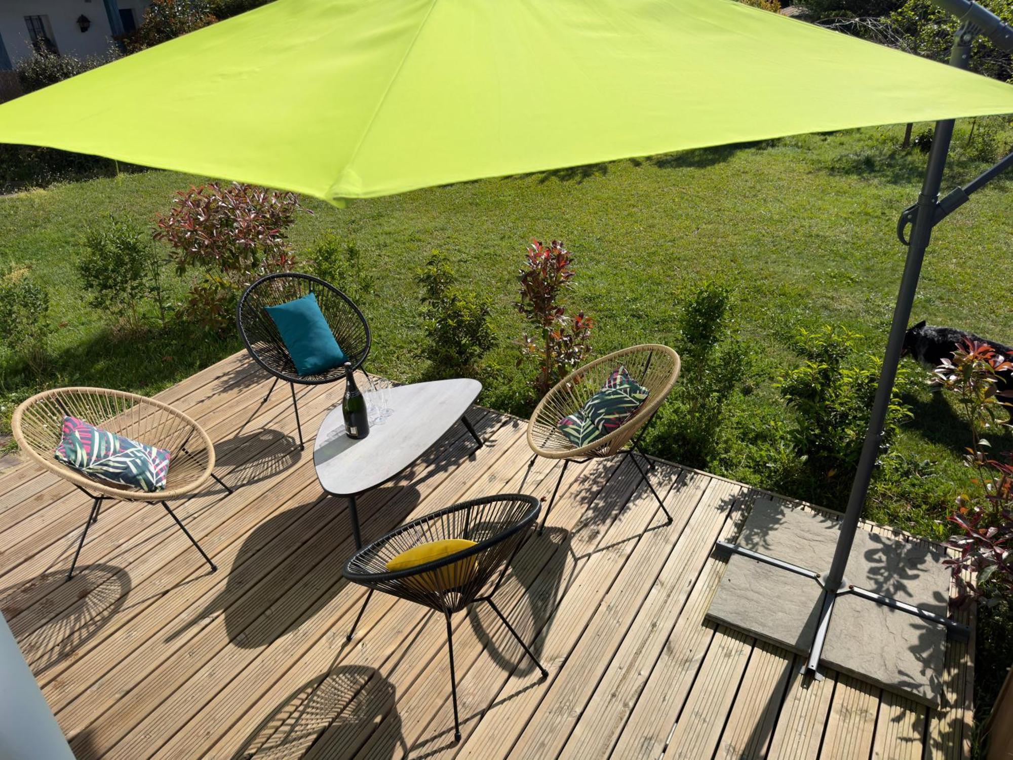 Maison Des Chenes 64 - Independant Apartment With Terrasse Буко Экстерьер фото